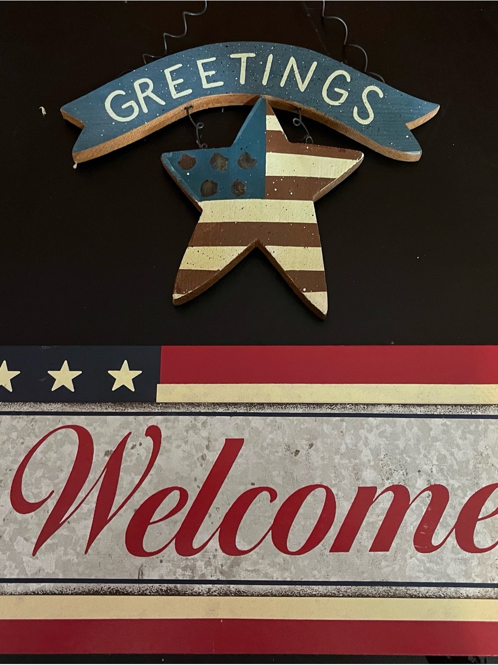Rustic 'Greetings' Star & 'Welcome' Sign - Patriotic Blue, Red, Cream